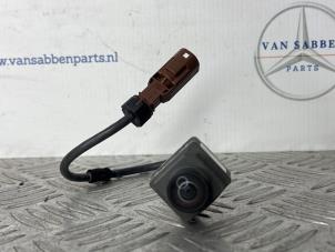 Gebruikte Camera achteruitrijden Mercedes GLE Coupe (C292) 350d 3.0 V6 24V BlueTEC 4-Matic Prijs € 175,00 Margeregeling aangeboden door van Sabben Parts