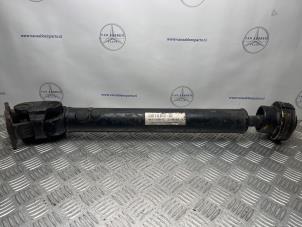 Begagnade 4x4 främre mellandrivaxel Mercedes ML I (163) 2.7 270 CDI 20V Kat. Pris € 75,00 Marginaltabell erbjuds av van Sabben Parts