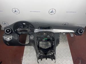 Begagnade Instrumentbräda Mercedes C (W205) 2.2 C-220 CDI 16V BlueTEC Pris € 350,00 Marginaltabell erbjuds av van Sabben Parts