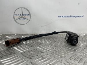 Gebruikte Camera achteruitrijden Mercedes GLC (X253) 2.0 250 16V 4-Matic Prijs € 150,00 Margeregeling aangeboden door van Sabben Parts