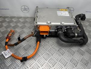 Gebruikte Regelapparaat hybride accu Mercedes A (177.0) 1.3 A-250 e Turbo 16V Prijs € 450,00 Margeregeling aangeboden door van Sabben Parts