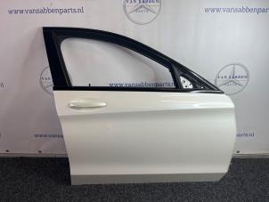 Begagnade Framdörr, 4-dörrars, höger Mercedes C (W205) C-200 1.6 CDI BlueTEC, C-200 d 16V Pris € 400,00 Marginaltabell erbjuds av van Sabben Parts