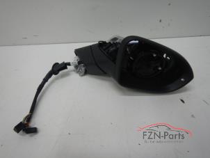 Begagnade Skärmspegel, höger Volkswagen ID.3 (E11/E12) 45 kWh Pris € 225,00 Inklusive moms erbjuds av FZN Parts