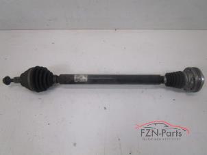 Gebruikte Aandrijfas rechts-voor Volkswagen Golf VII (AUA) Prijs € 179,00 Inclusief btw aangeboden door FZN Parts