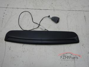 Begagnade Tredje bromsljus Mercedes C-Klasse Pris € 39,00 Inklusive moms erbjuds av FZN Parts