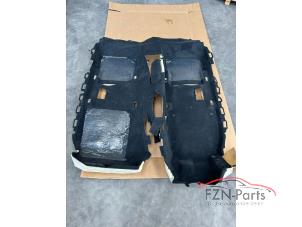 Begagnade Matta Audi A6 Pris € 349,00 Inklusive moms erbjuds av FZN Parts