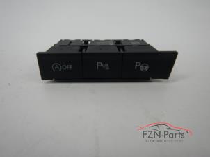 Gebruikte Middenconsoles Volkswagen Transporter Prijs € 25,00 Inclusief btw aangeboden door FZN Parts