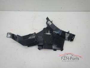 Gebruikte Bumpersteun rechts-achter Landrover Evoque Prijs € 25,00 Inclusief btw aangeboden door FZN Parts