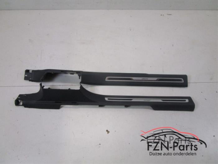 Dekorstripe från en Volkswagen Tiguan 2016