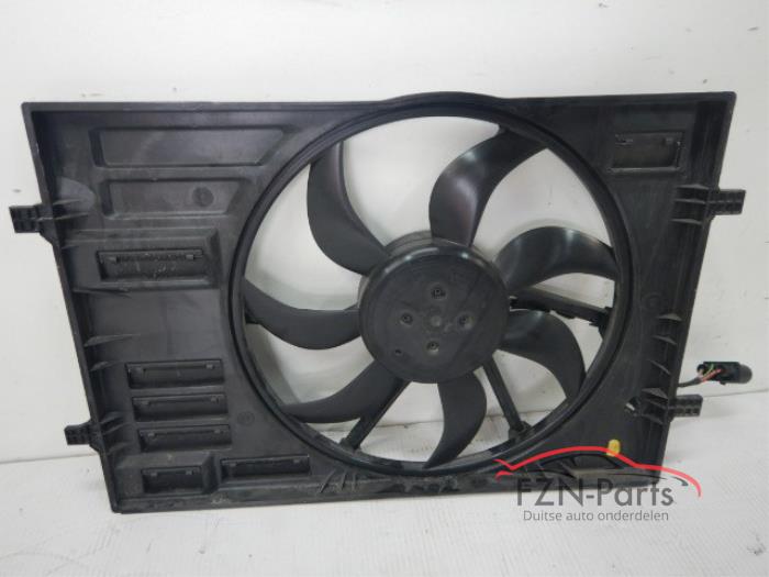 Fläktmotor för uppvärmning och ventilation från en Volkswagen Golf 2012