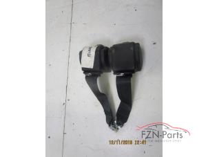 Begagnade Set med säkerhetsbälten, baksäten Volkswagen Beetle Pris € 119,00 Inklusive moms erbjuds av FZN Parts