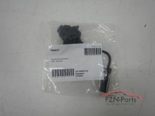 Gebruikte Camera voorzijde Mercedes E-Klasse Prijs € 249,01 Inclusief btw aangeboden door FZN Parts