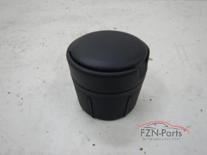 Gebruikte Asbak voor Volkswagen Tiguan Prijs € 25,00 Inclusief btw aangeboden door FZN Parts