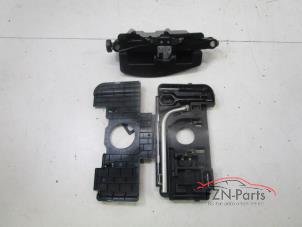 Begagnade Domkraftsset Audi A5 Pris € 79,00 Inklusive moms erbjuds av FZN Parts