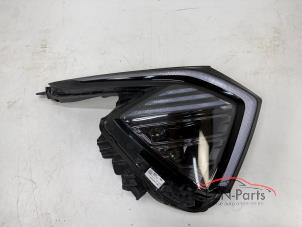 Begagnade Strålkastare, höger Kia Sportage (NQ5E) Pris € 799,00 Inklusive moms erbjuds av FZN Parts