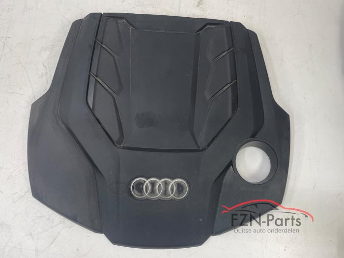 Afdekplaat motor van een Audi A6 Avant (C8)  2021