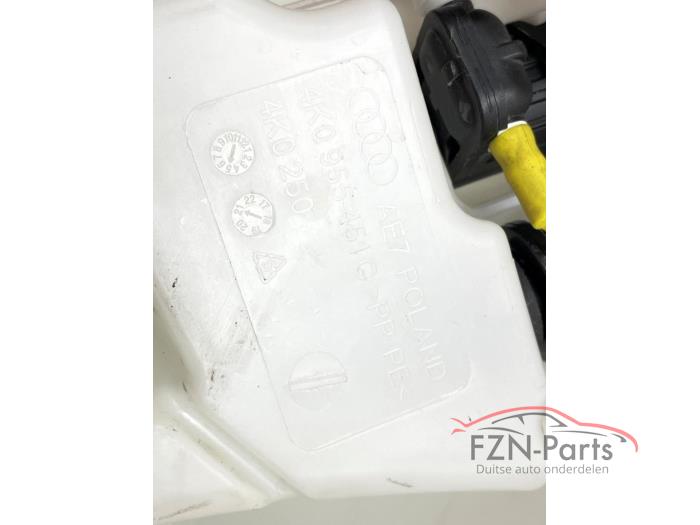 Ruitensproeiertank voor van een Audi A6 Avant (C8)  2021