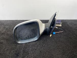 Gebruikte Buitenspiegel links Volkswagen Amarok 2.0 TDI 16V 4Motion Prijs € 250,00 Inclusief btw aangeboden door Van Kronenburg Engines