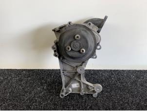 Begagnade Vattenpump Porsche 911 (991) 3.8 24V Carrera 4S Pris € 149,99 Inklusive moms erbjuds av Van Kronenburg Engines