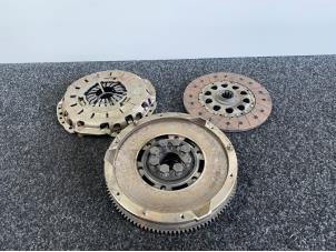 Begagnade Tvåmassesvänghjul BMW 3 serie (E46/2) M3 3.2 24V Pris € 250,00 Inklusive moms erbjuds av Van Kronenburg Engines