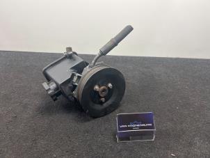 Gebruikte Servopomp Mercedes Vito (639.6) 2.2 111 CDI 16V Prijs € 30,00 Inclusief btw aangeboden door Van Kronenburg Engines