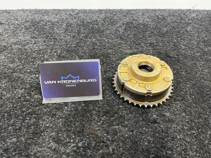 Nokkenas Verstelling van een BMW 3 serie (E90) 330i 24V