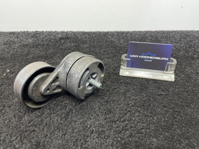 Kilremspännare från en Audi A6 Avant (C6) 2.4 V6 24V