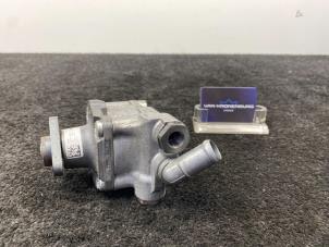 Gebruikte Servopomp BMW 3 serie (F30) M3 3.0 24V TwinPower Turbo Prijs € 600,00 Inclusief btw aangeboden door Van Kronenburg Engines