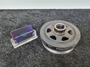 Używane Kolo pasowe walu korbowego Mercedes S (W220) 5.8 S-600L V12 36V Cena € 95,00 Z VAT oferowane przez Van Kronenburg Engines