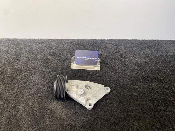 Remskiva, drivrem från en Jaguar XF (CC9) 3.0 S D V6 24V 2013