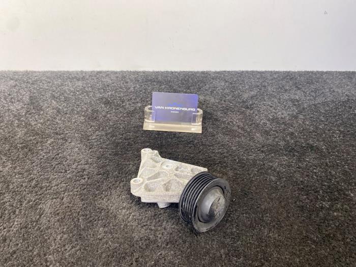 Remskiva, drivrem från en Jaguar XF (CC9) 3.0 S D V6 24V 2013