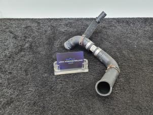 Begagnade Kylarslang Audi RS 5 (8T3) 4.2 V8 32V Pris € 49,95 Inklusive moms erbjuds av Van Kronenburg Engines