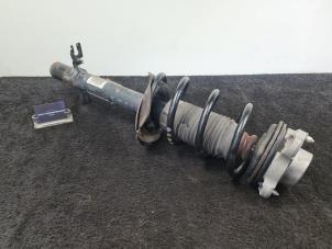 Begagnade Stötdämpare, vänster fram Fiat Ducato (250) 2.3 D 130 Multijet Minibus Extralongo Pris € 124,94 Inklusive moms erbjuds av Van Kronenburg Engines