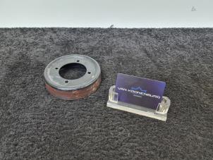 Gebruikte Waterpomp poelie Mercedes S (W220) 5.8 S-600L V12 36V Prijs € 40,00 Inclusief btw aangeboden door Van Kronenburg Engines