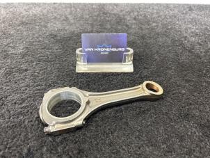 Używane Korbowód Mercedes A-Klasse AMG (177.0) 2.0 A-45 S AMG Turbo 16V 4Matic+ Cena € 200,00 Z VAT oferowane przez Van Kronenburg Engines