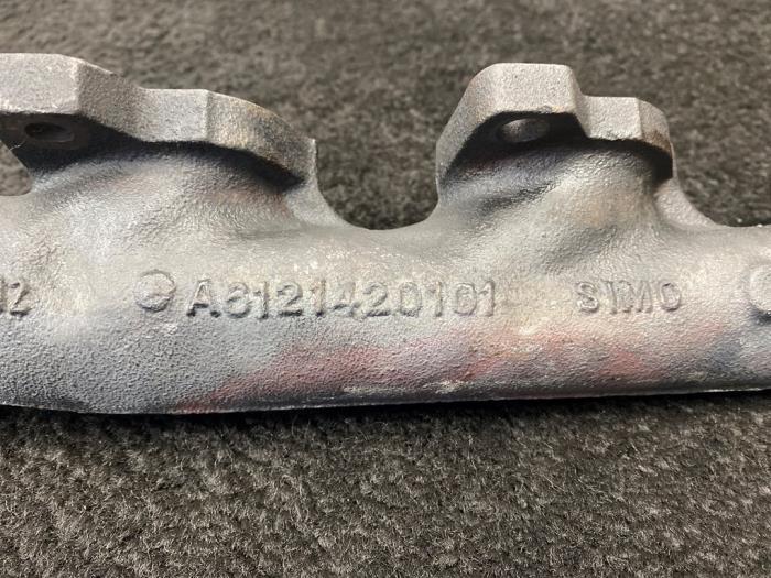 Avgasgrenrör från en Mercedes-Benz Sprinter 2t (901/902) 216 CDI 20V 2004