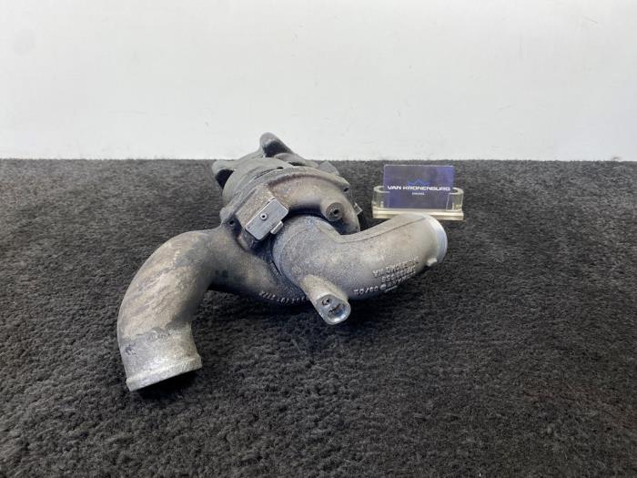 Turbo från en Audi RS 6 (C5) 4.2 V8 40V Biturbo 2004