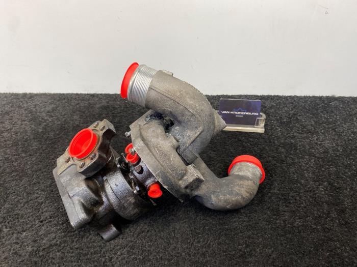 Turbo från en Audi RS 6 (C5) 4.2 V8 40V Biturbo 2004