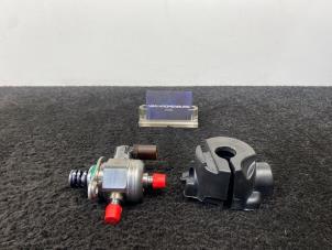 Nya Mekanisk bränslepump Mercedes A-Klasse AMG (177.0) 2.0 A-45 AMG Turbo 16V 4Matic+ Pris € 375,00 Inklusive moms erbjuds av Van Kronenburg Engines