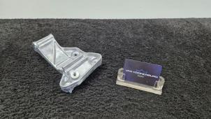 Używane Wspornik pradnicy dolny Mercedes A-Klasse AMG (177.0) 2.0 A-45 AMG Turbo 16V 4Matic+ Cena € 50,00 Z VAT oferowane przez Van Kronenburg Engines