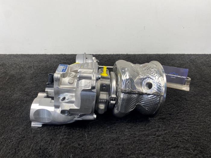 Turbo från en Audi RS 6 Avant (C8) 4.0 V8 TFSI Mild Hybrid 32V 2023