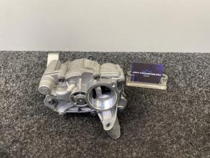 Begagnade Oljepump BMW X5 (G05) xDrive M50i 4.4i V8 32V Pris € 149,96 Inklusive moms erbjuds av Van Kronenburg Engines