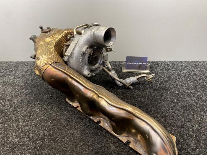 Turbo från en Audi RS 6 Avant (C7) 4.0 V8 TFSI 32V 2017