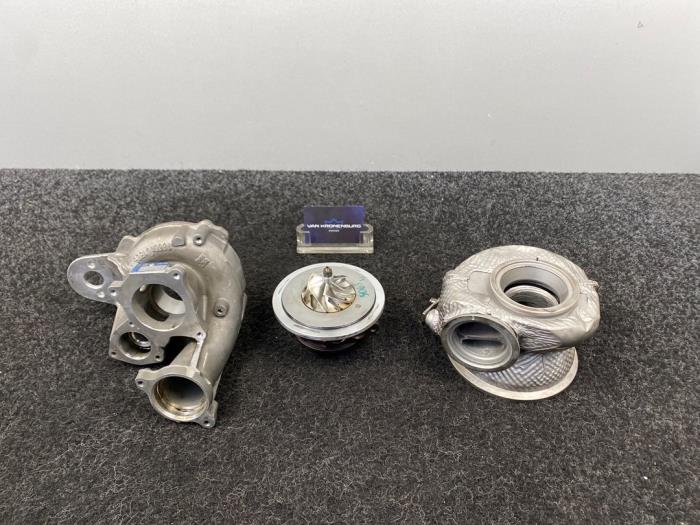 Turbo från en Audi RS 6 Avant (C8) 4.0 V8 TFSI Mild Hybrid 32V 2021