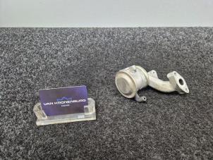 Używane Zawór EGR Audi RS 6 (C6) 5.0 V10 40V TFSI Cena € 25,00 Z VAT oferowane przez Van Kronenburg Engines