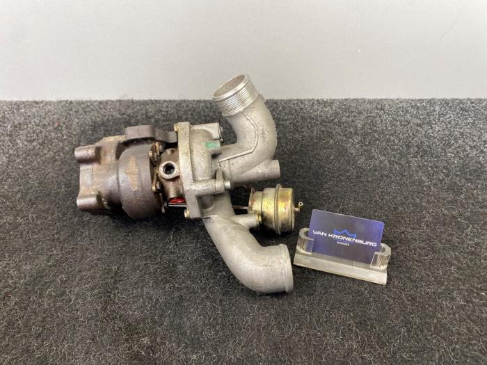 Turbo från en Audi RS 6 Avant (C5) 4.2 V8 40V Biturbo 2004