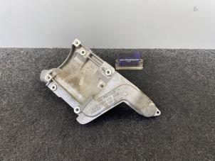 Begagnade Fäste, luftkonditionering Audi Q7 (4LB) 6.0 TDI V12 48V Pris € 129,95 Inklusive moms erbjuds av Van Kronenburg Engines