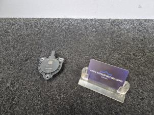 Gebruikte Nokkenas Verstelling Mercedes C-Klasse AMG (W206) C-43 AMG 2.0 Turbo 4-Matic+ Prijs € 19,95 Inclusief btw aangeboden door Van Kronenburg Engines