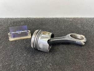 Używane Tlok Mercedes E (W212) E-350 CDI BlueEfficiency V6 24V 4-Matic Cena € 74,95 Z VAT oferowane przez Van Kronenburg Engines