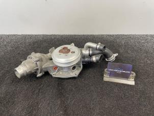 Gebruikte Koelvloeistof pomp BMW M3 (F80) 3.0 24V TwinPower Turbo Prijs € 150,00 Inclusief btw aangeboden door Van Kronenburg Engines